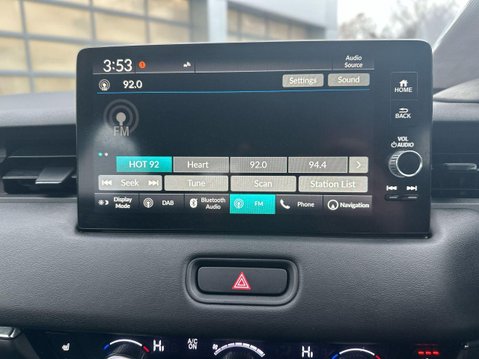 Honda HR-V 1.5 h i-MMD Advance SUV 5dr Petrol Hybrid CVT Euro 6 (s/s) (131 ps) 1 Owner 32