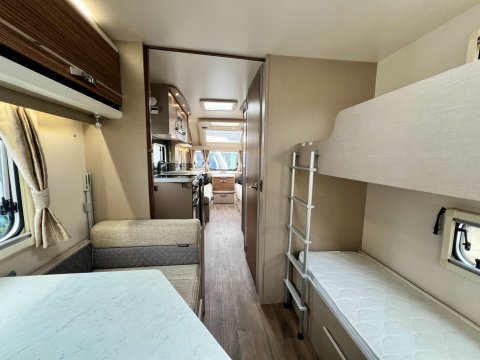 Swift Eccles 590 AL 27