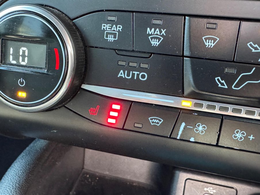 2020 Ford Focus — image 30