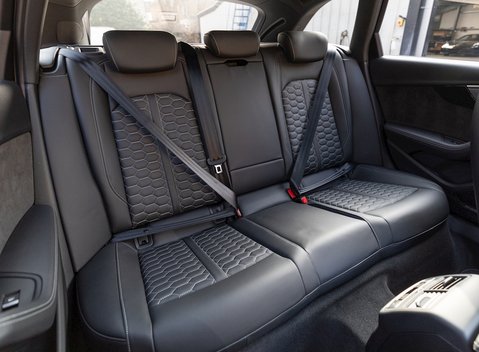 Audi RS4 Avant Vorsprung 15