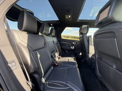 Land Rover Discovery SDV6 HSE LUXURY 34