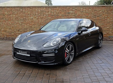 Porsche Panamera Turbo 27