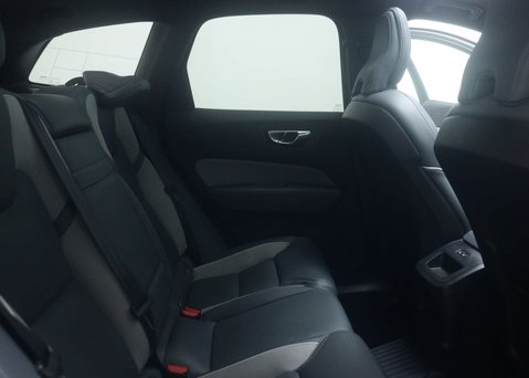 Volvo XC60 2.0 XC60 R-Design T6 Recharge AWD Auto 4WD 5dr 53