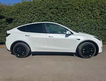Tesla Model Y (Sold) (Dual Motor) Long Range SUV 5dr Electric Auto 4WDE (384 bhp) 7