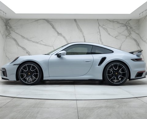 Porsche 911 Turbo S (992) 