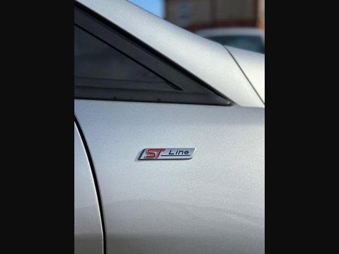Ford Fiesta 1.0T EcoBoost ST-Line X Euro 6 (s/s) 5dr 5