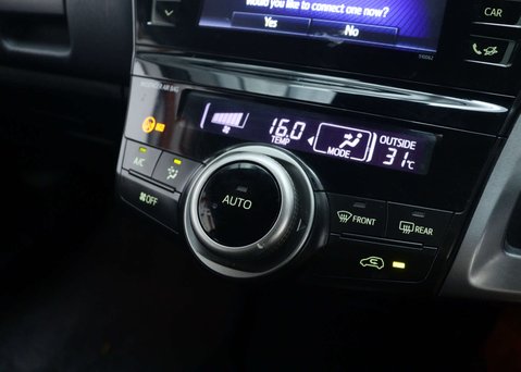 Toyota Prius+ 1.8 VVT-h Icon MPV 5dr Petrol Hybrid CVT Euro 6 (s/s) (136 ps) 31