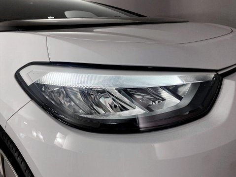 Volkswagen ID.3 Pro Performance 58kWh Life Hatchback 5dr Electric Auto (204 ps) Air Con - A 9