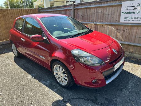 Renault Clio 1.2 DYNAMIQUE TOMTOM 16V 3 Dr 2