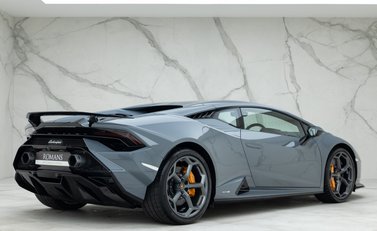 Lamborghini Huracan Tecnica 3