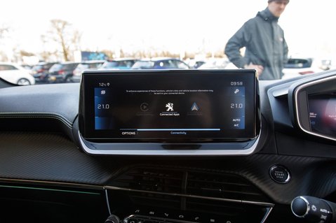 Peugeot 208 PURETECH GT S/S 27