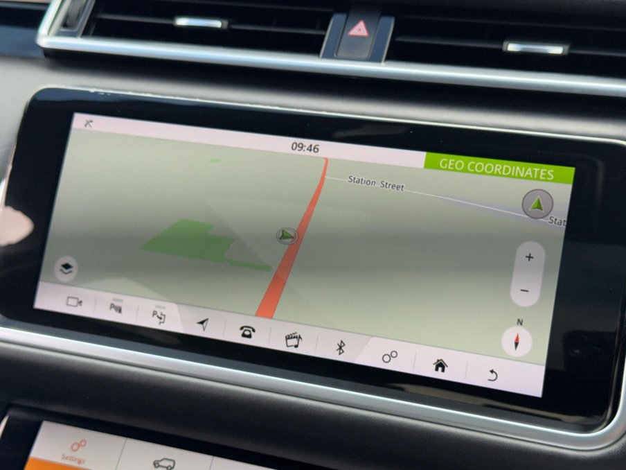 2020 Land Rover Range Rover Velar — image 18