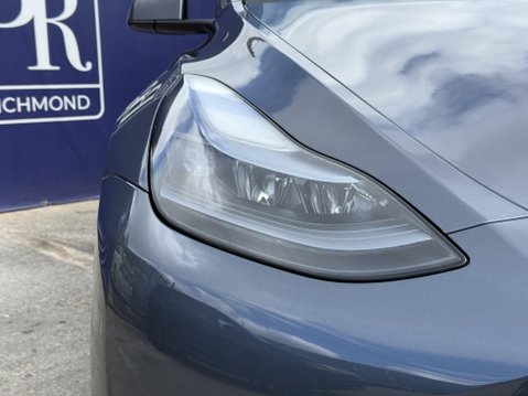 Tesla Model Y SUV 5dr Electric Auto RWD (346 ps) 11
