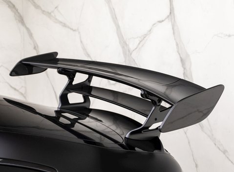 Mercedes-Benz Amg GT GT Black Series 29