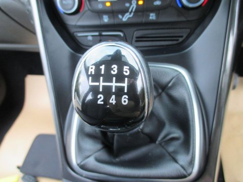 Ford C-Max 1.5 TDCi Titanium Euro 6 (s/s) 5dr 21