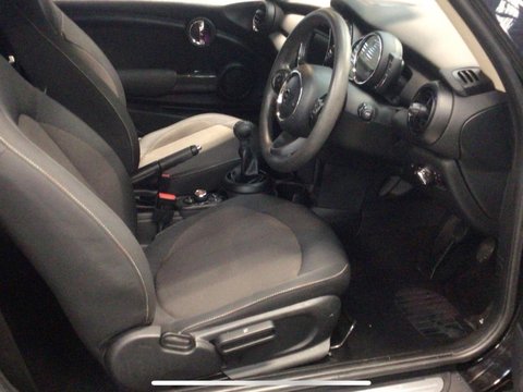 Mini Hatch 1.5 One Classic Euro 6 (s/s) 3dr 9