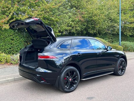 Jaguar F-Pace 2.0 D200 MHEV R-Dynamic Black Auto AWD Euro 6 (s/s) 5dr 43