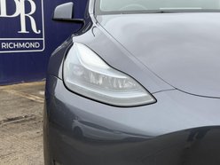 Tesla Model Y (Dual Motor) Long Range SUV 5dr Electric Auto 4WDE (384 bhp) 12