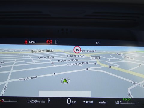 Land Rover Range Rover Evoque 1.5 P300e 12.2kWh R-Dynamic HSE Auto 4WD Euro 6 (s/s) 5dr 34