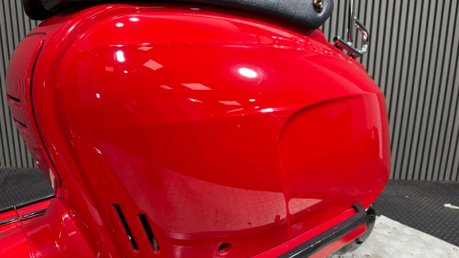 Royal Alloy GT LC 2018 ONLY 2K MODERN RETRO SCOOTER 200CC 12