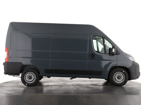 Peugeot Boxer 335 L2H2 BHDi 140 MT6 Professional 5