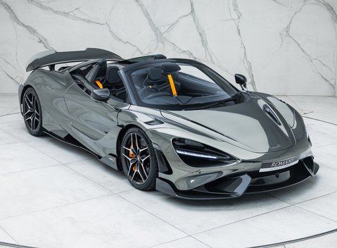 McLaren 765LT Spider 8