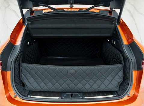 Jaguar F-Pace SVR 53