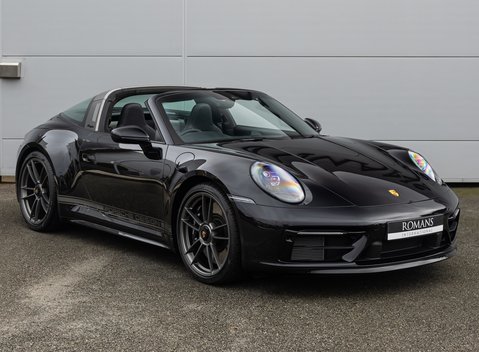 Porsche 911 Targa 50 YEARS PORSCHE DESIGN EDITION (992) 2