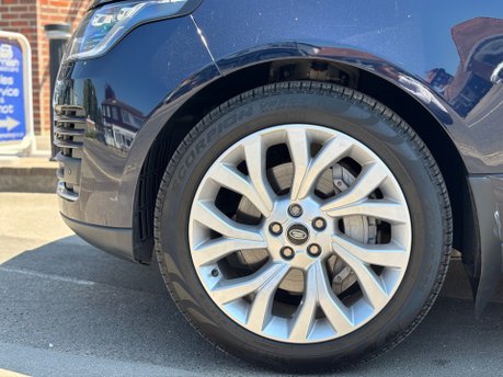 Land Rover Range Rover 3.0 D300 MHEV Westminster SUV 5dr Diesel Auto 4WD Euro 6 (s/s) (300 ps) 5