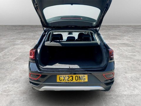 Volkswagen T-Roc 1.0 TSI Life SUV 5dr Petrol Manual Euro 6 (s/s) (110 ps) 21