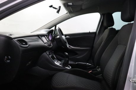 Vauxhall Astra DESIGN CDTI S/S 40