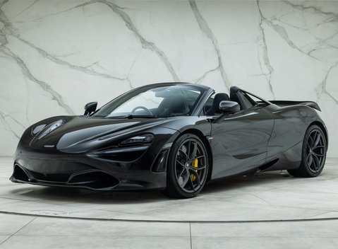 McLaren 720S Spider 1
