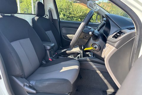 Mitsubishi L200 DI-D 4WD 4Life Single Cab Pickup - Air Con 4