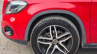 Mercedes-Benz GLA 1.6 GLA180 GPF Urban Edition SUV 5dr Petrol 7G-DCT Euro 6 (s/s) (122 ps) 33