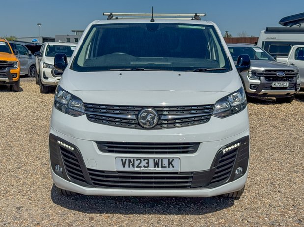 Vauxhall Vivaro LWB L2H1 [SOLD MM] Low Roof Pro F2900 Air Con Nav Sensors EURO 6 3