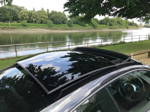 Porsche 911 (991) 3.8 Turbo S PDK 4WD Coupe 23