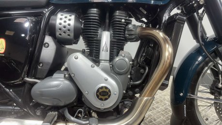 BSA Gold Star 650 2023 3K VERY CLEAN 1 OWNER NEW MOT RETRO MODERN CLASSIC BIKE 18