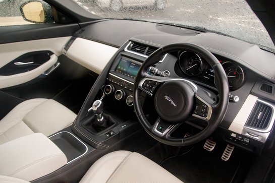 Jaguar E-Pace R-DYNAMIC S