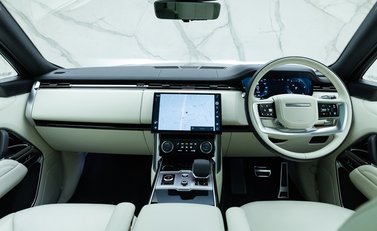 Land Rover Range Rover D350 HSE 17