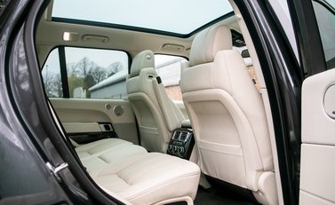 Land Rover Range Rover 3.0 TDV6 Vogue SE 14