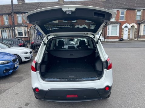 Nissan Qashqai+2 1.6 Acenta 2WD Euro 5 (s/s) 5dr 10