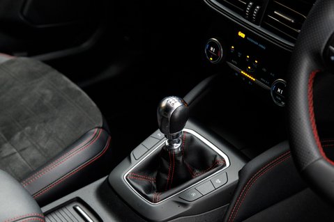 Ford Kuga ST-LINE EDITION ECOBLUE 32