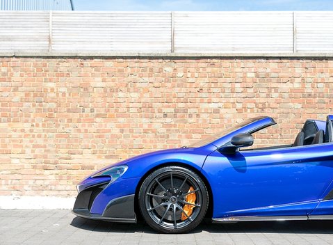 McLaren 675LT Spider 25
