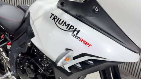 Triumph Tiger 2014 ONLY 12K ADVENTURE BIKE PANNIERS LONG MOT 1050CC 7