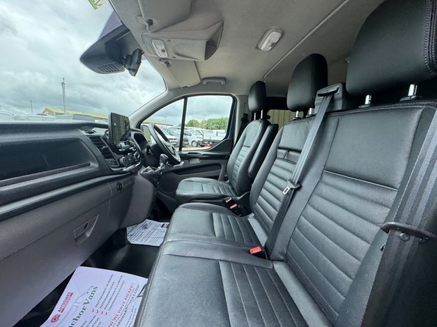 Ford Transit Custom Crew Cab LWB L2H1 Low Roof Trail 320 Air Con Alloys Sensors Cam EURO 6 15