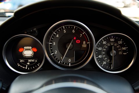 Mazda MX-5 RF SPORT NAV 15
