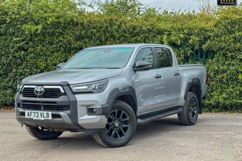 Toyota Hilux Invincible X [SOLD CR] AUTO | Camera | Nav | 2.8 LT | Euro 6 | No VAT| SEL