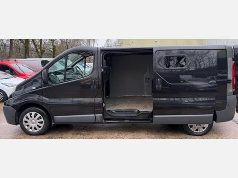 Renault Trafic 2.0 TD dCi LL29 Extra L3 H1 4dr 22
