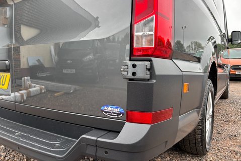 Volkswagen Crafter CR35 L2 H1 Mwb Lr 177 ps Tdi Trendline DSG Panel Van 26