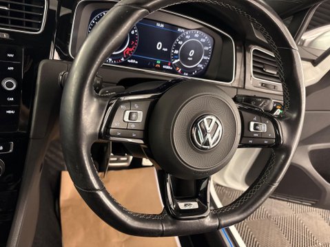 Volkswagen Golf 2.0 TSI R DSG 4Motion Euro 6 (s/s) 5dr 30